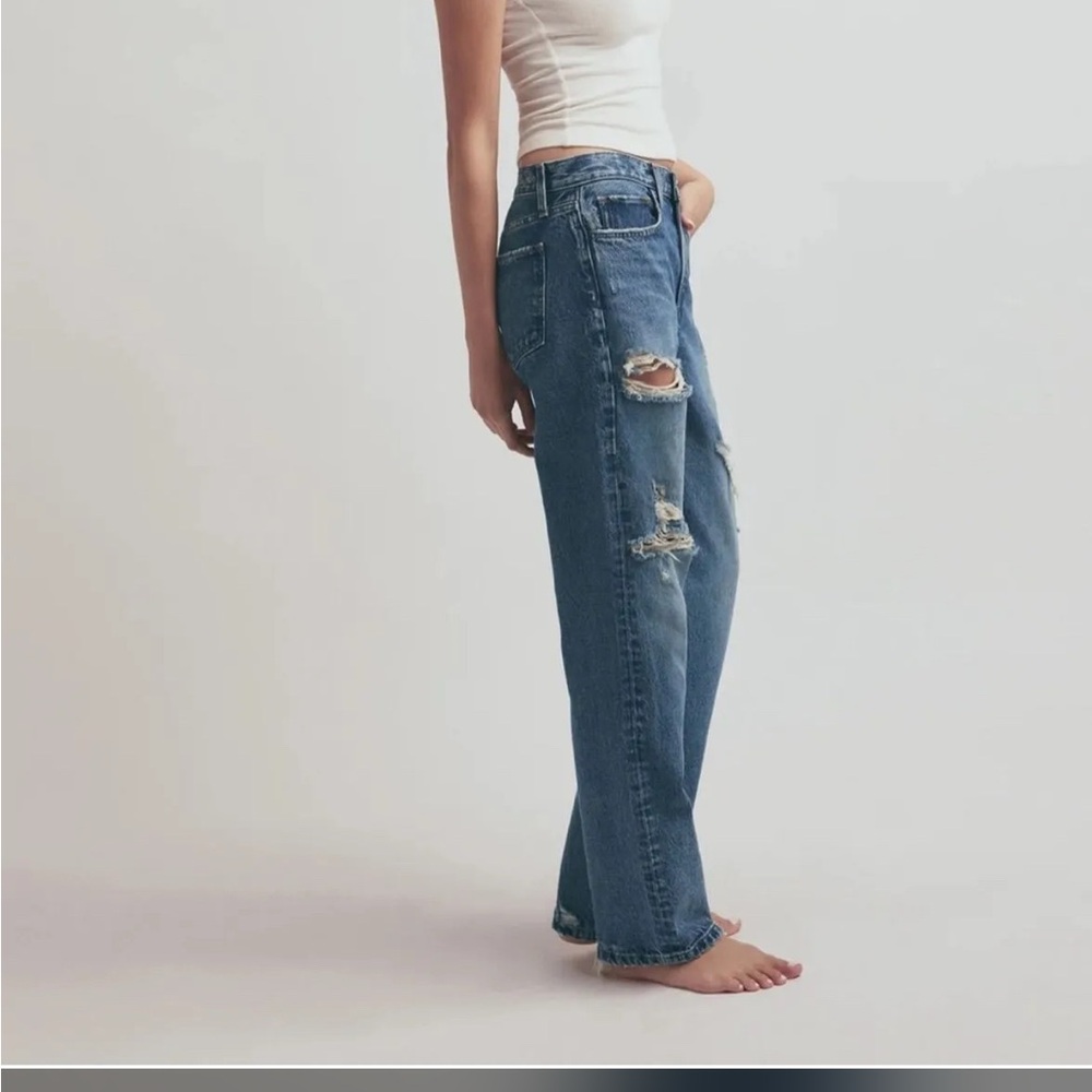 Favorite Daughter NWT…Classic Blue Distressed Women's Jeans